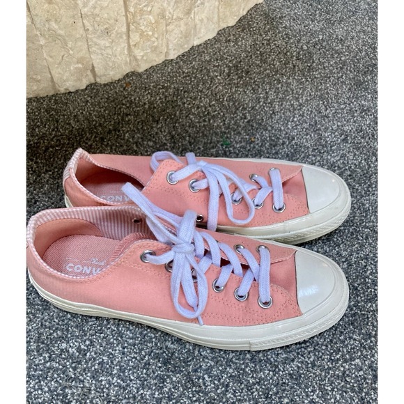 Converse Shoes - Converse‎ Chuck Taylor Sz 7 Low Top Light Pink Women’s EUC